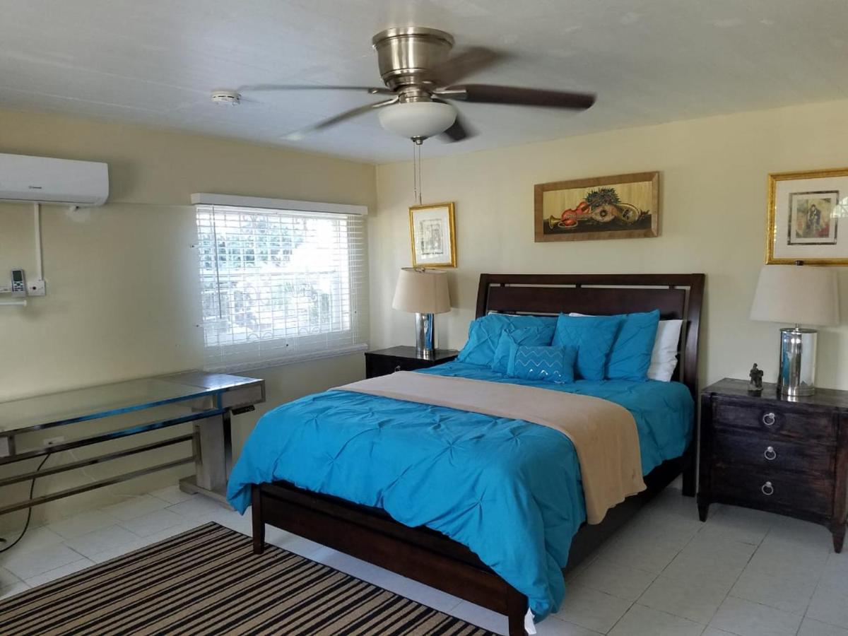 Bella Vista Vacation Apartment Монтего Бей Екстериор снимка
