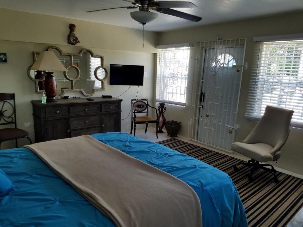 Bella Vista Vacation Apartment Монтего Бей Екстериор снимка