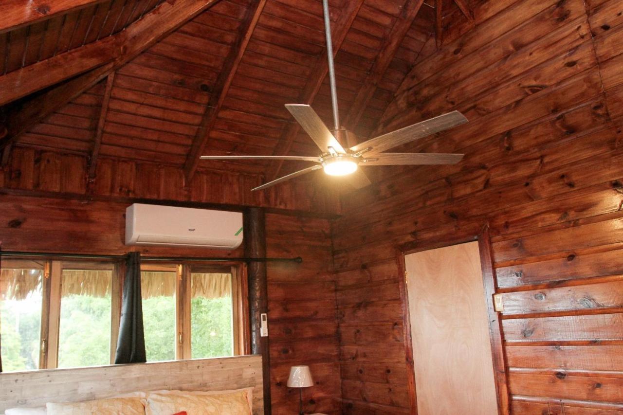 Bella Vista Vacation Apartment Монтего Бей Екстериор снимка