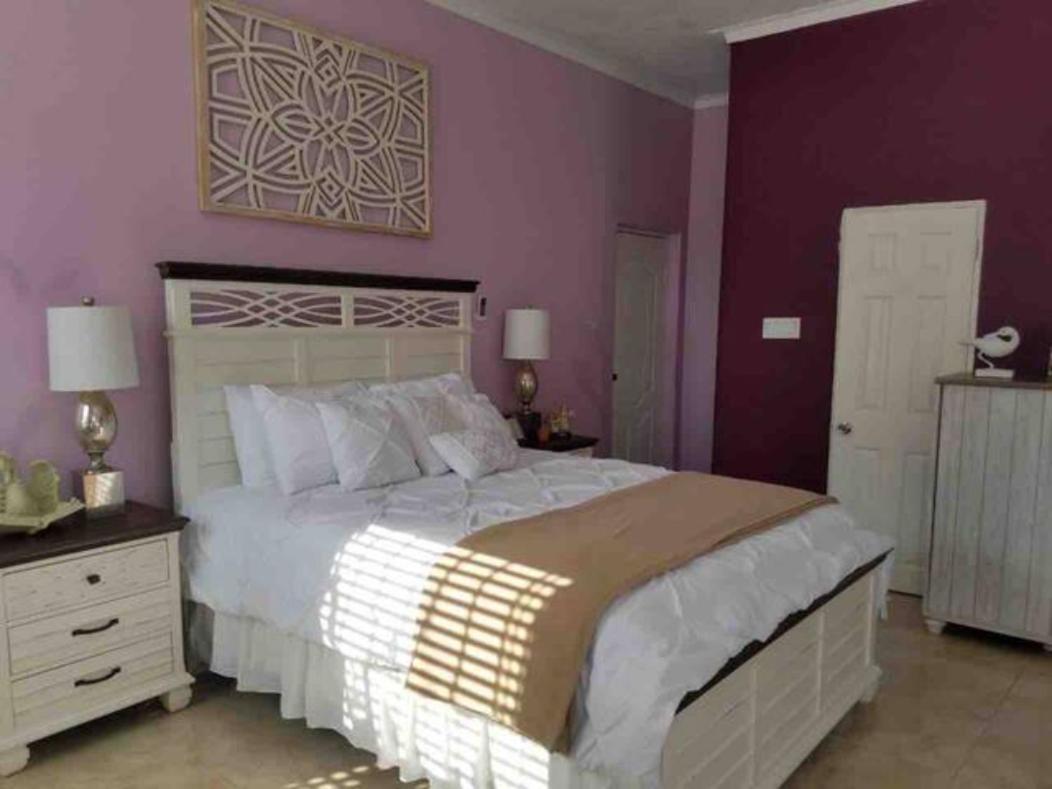 Bella Vista Vacation Apartment Монтего Бей Екстериор снимка